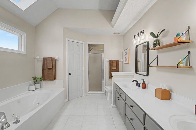 1321 GREY WOLF DR, Collierville, TN 38017