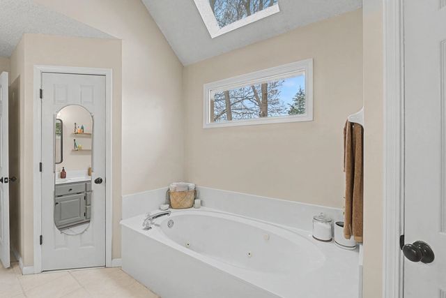 1321 GREY WOLF DR, Collierville, TN 38017