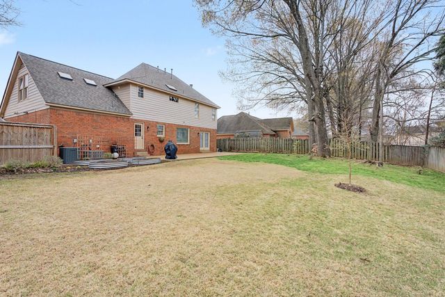 1321 GREY WOLF DR, Collierville, TN 38017