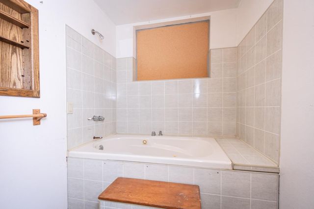 9320 Tilton Ln, Orangevale, CA 95662