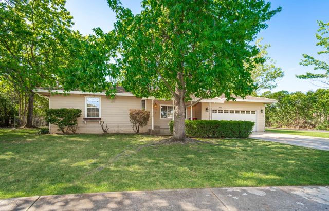 9320 Tilton Ln, Orangevale, CA 95662