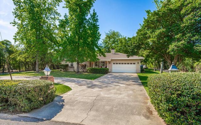 9320 Tilton Ln, Orangevale, CA 95662