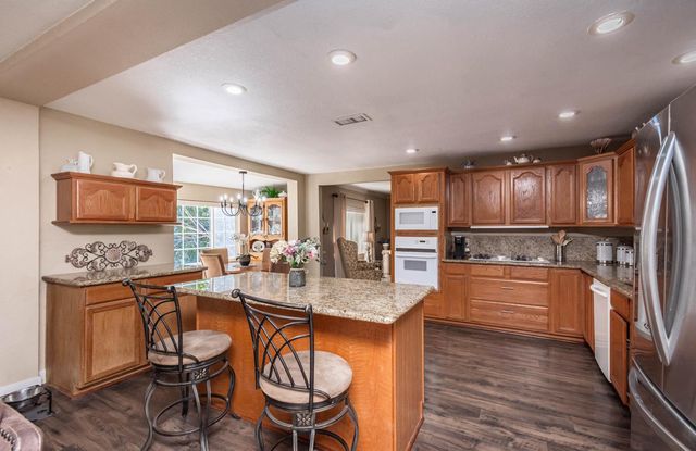 9320 Tilton Ln, Orangevale, CA 95662