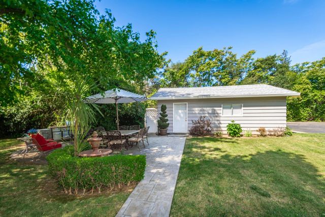 9320 Tilton Ln, Orangevale, CA 95662