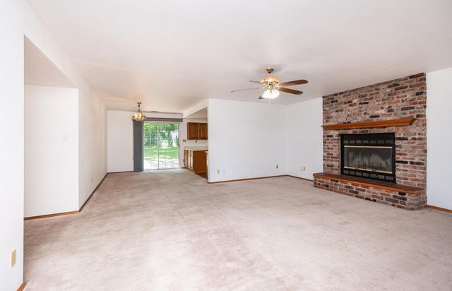9320 Tilton Ln, Orangevale, CA 95662