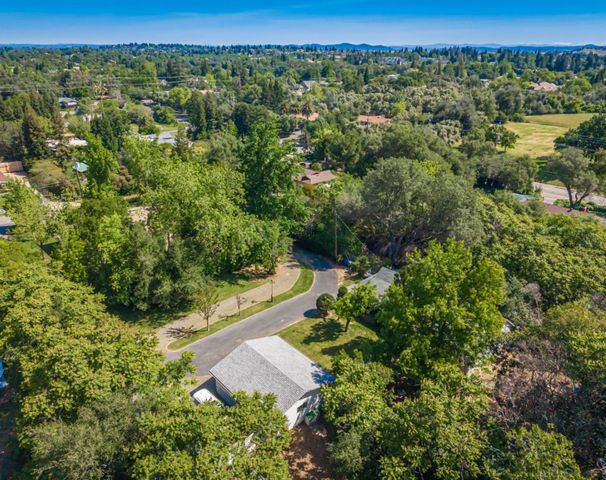 9320 Tilton Ln, Orangevale, CA 95662