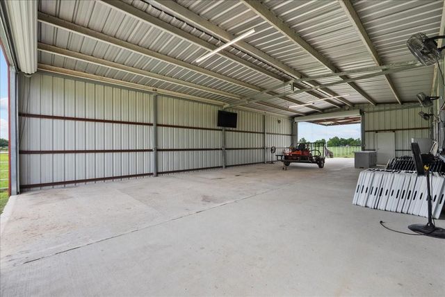 4215 Danek Road, Crosby, TX 77532