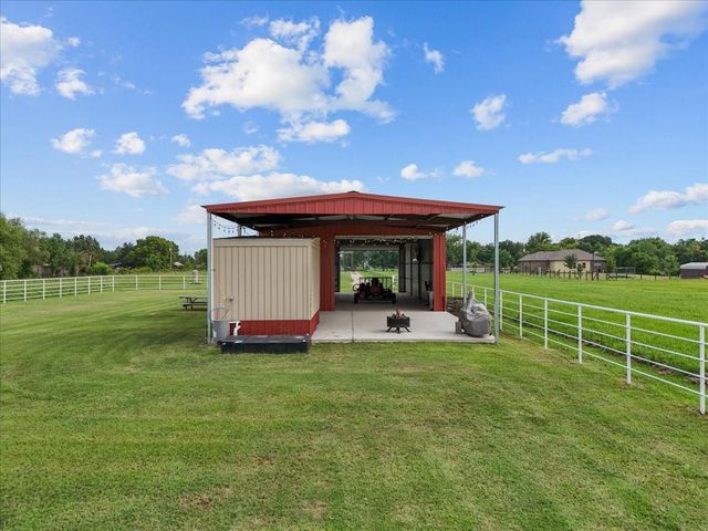 4215 Danek Road, Crosby, TX 77532