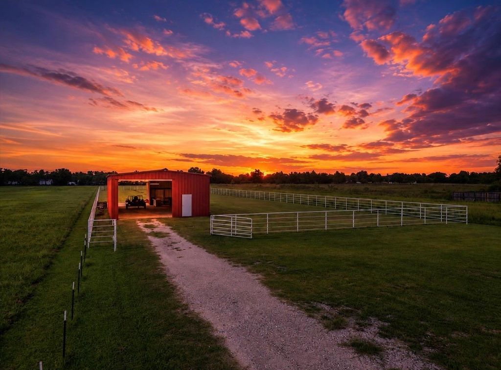 4215 Danek Road, Crosby, TX 77532