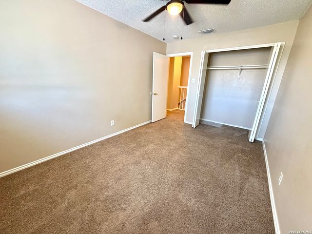 3633 Candlebrook Ln, San Antonio, TX 78244