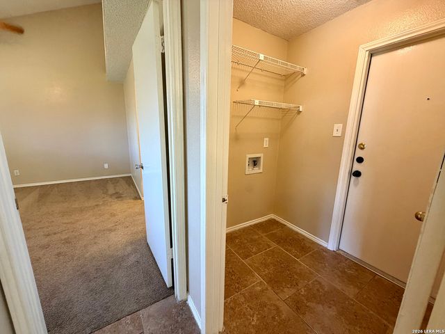 3633 Candlebrook Ln, San Antonio, TX 78244