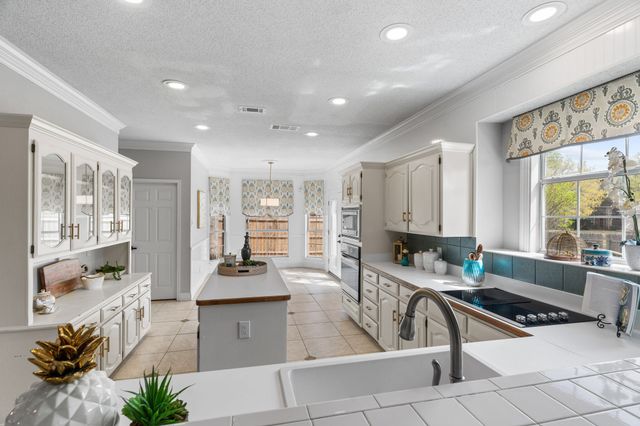 1801 Sandalwood Lane, Grapevine, TX 76051