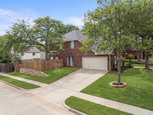 1801 Sandalwood Lane, Grapevine, TX 76051