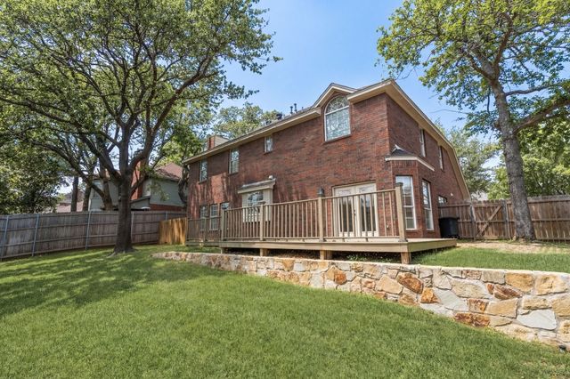 1801 Sandalwood Lane, Grapevine, TX 76051