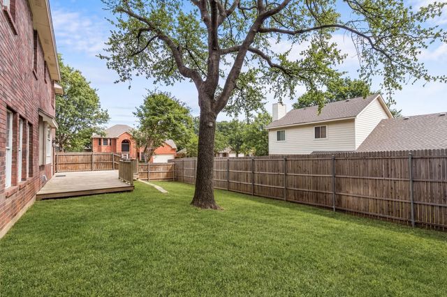 1801 Sandalwood Lane, Grapevine, TX 76051