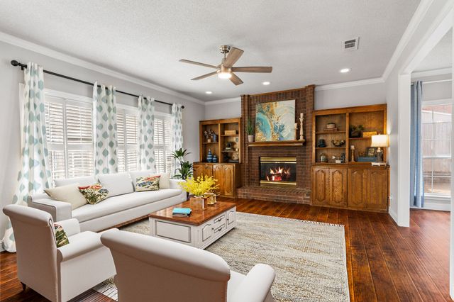 1801 Sandalwood Lane, Grapevine, TX 76051