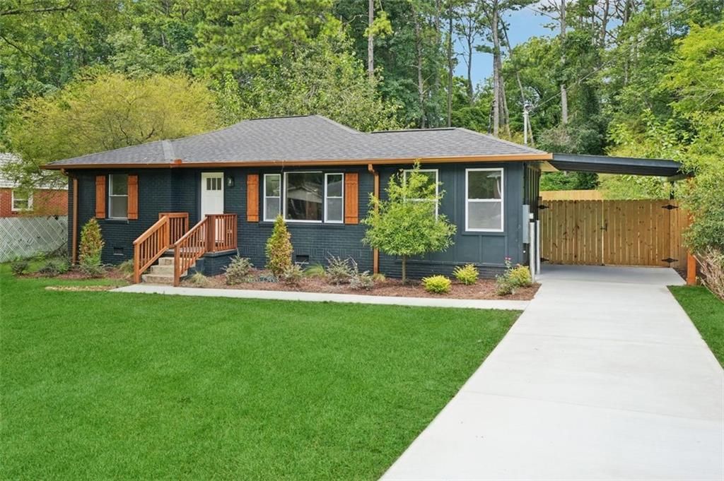 891 DANIELL SE Drive, Smyrna, GA 30080