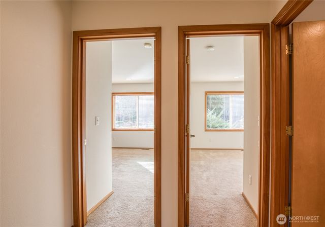 912 Bell Drive, Cosmopolis, WA 98537