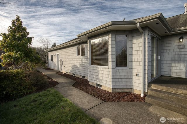 912 Bell Drive, Cosmopolis, WA 98537