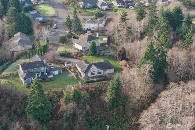 912 Bell Drive, Cosmopolis, WA 98537