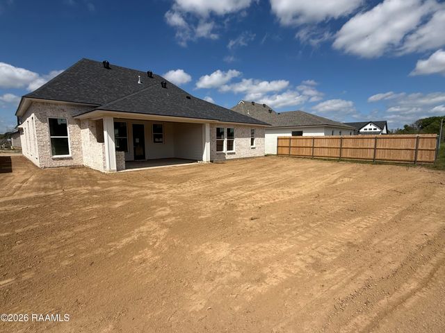 105 Fountain Meadow Drive, Broussard, LA 70518