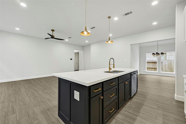 949 Cortez Creek Drive, Conroe, TX 77304