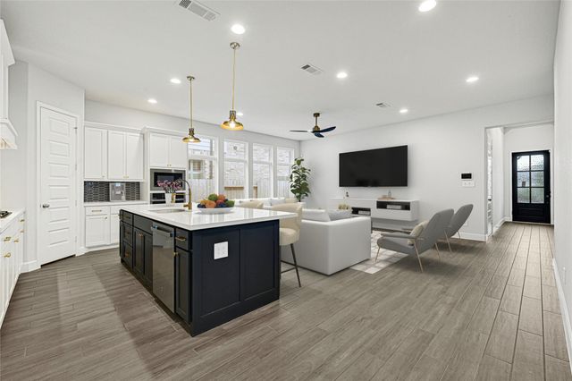 949 Cortez Creek Drive, Conroe, TX 77304