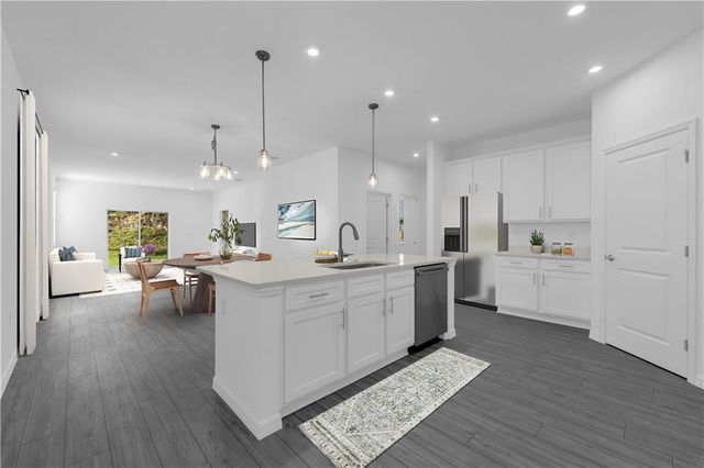 328 Cavalier SE Lane, Acworth, GA 30102