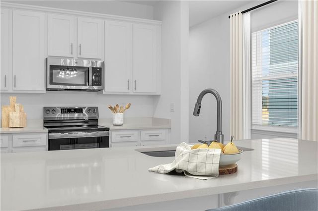 328 Cavalier SE Lane, Acworth, GA 30102