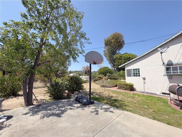 1231 Meadowland, La Habra Heights, CA 90631