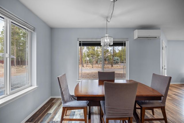 17271 Downey Road, Bend, OR 97707