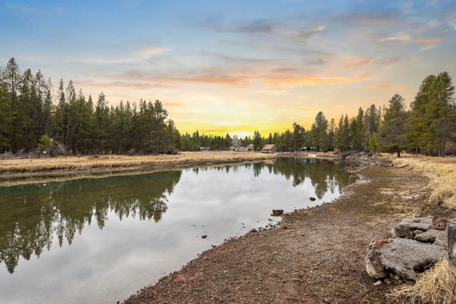 17271 Downey Road, Bend, OR 97707