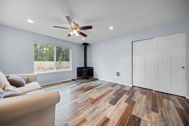 17271 Downey Road, Bend, OR 97707