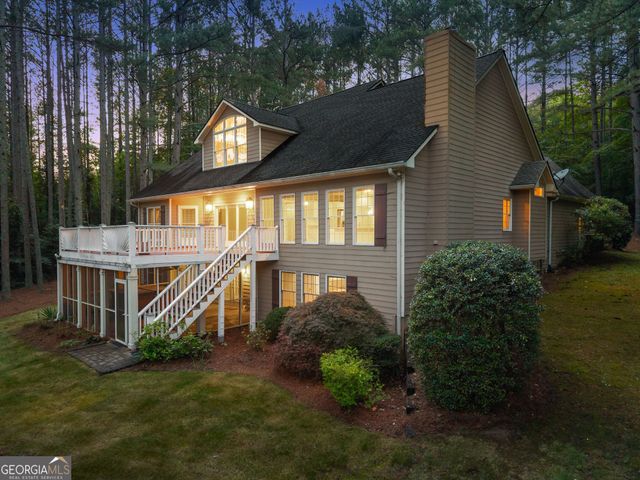 404 Golden Delicious Road, Clarkesville, GA 30523