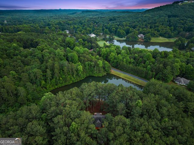 404 Golden Delicious Road, Clarkesville, GA 30523