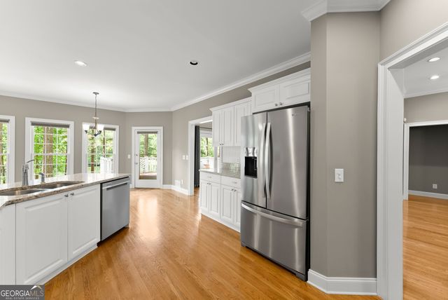 404 Golden Delicious Road, Clarkesville, GA 30523