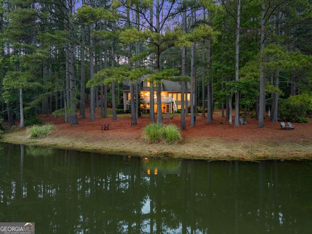 404 Golden Delicious Road, Clarkesville, GA 30523