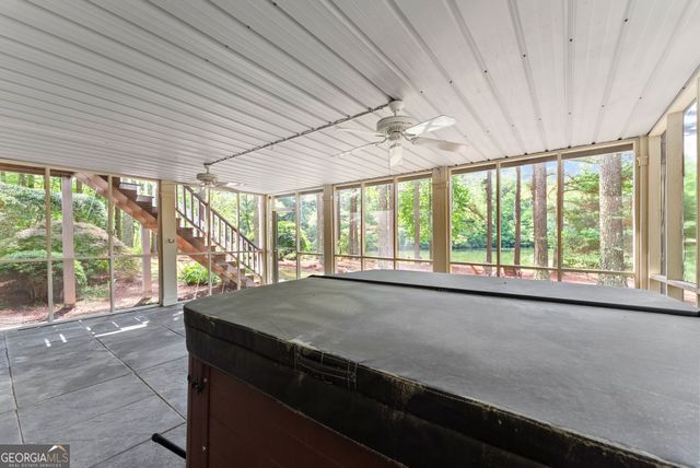 404 Golden Delicious Road, Clarkesville, GA 30523