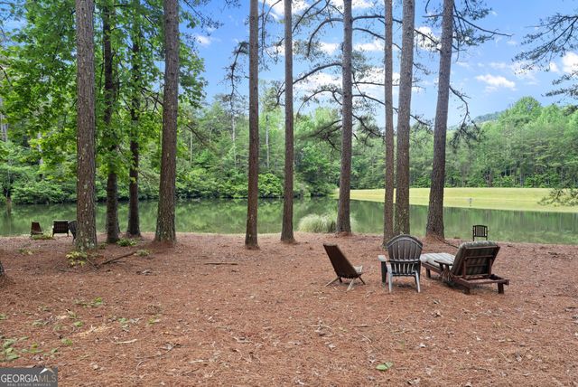 404 Golden Delicious Road, Clarkesville, GA 30523