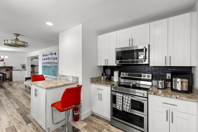 944 Hansen Street, West Palm Beach, FL 33405