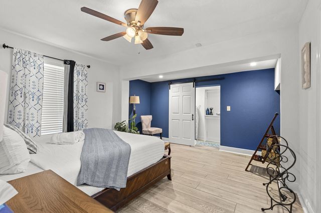 944 Hansen Street, West Palm Beach, FL 33405