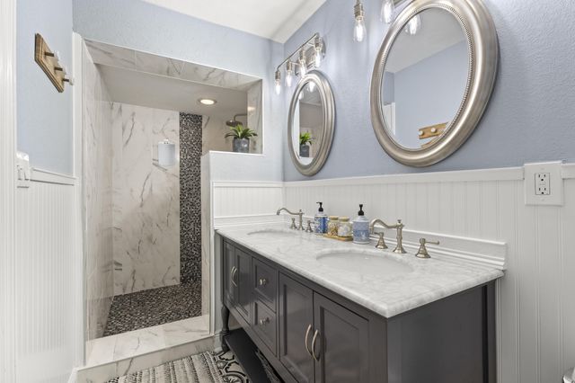 944 Hansen Street, West Palm Beach, FL 33405