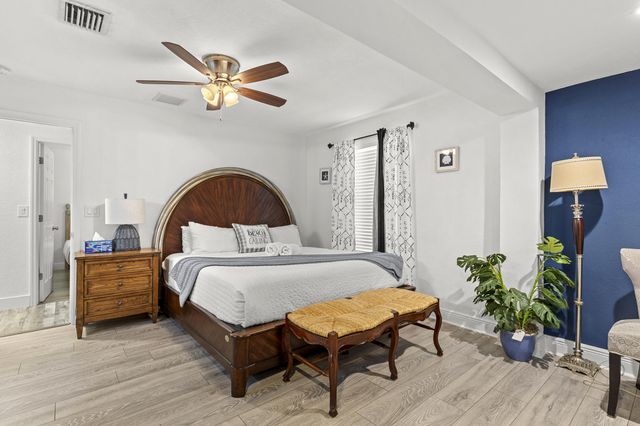 944 Hansen Street, West Palm Beach, FL 33405