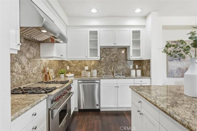 5506 W 149th Place 5, Hawthorne, CA 90250