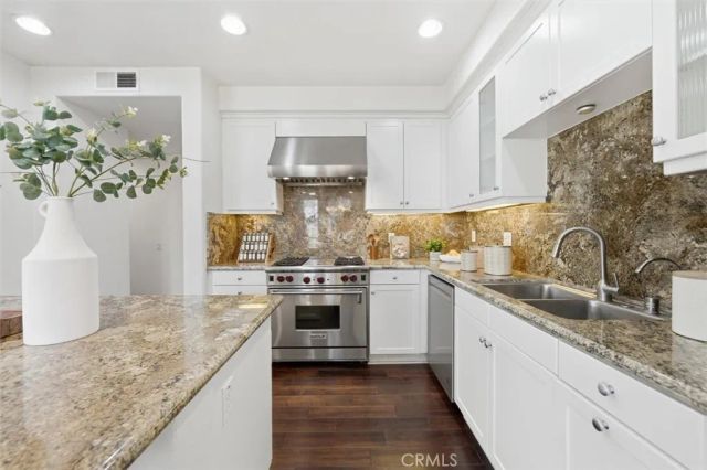 5506 W 149th Place 5, Hawthorne, CA 90250