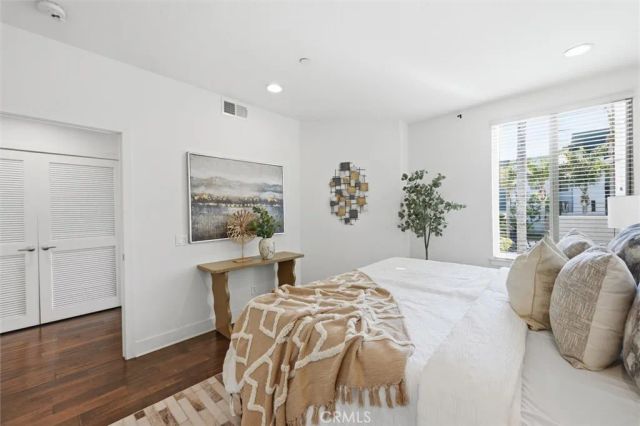 5506 W 149th Place 5, Hawthorne, CA 90250