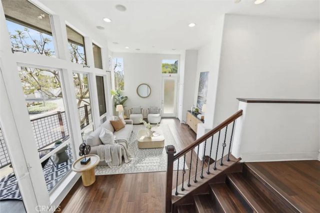 5506 W 149th Place 5, Hawthorne, CA 90250