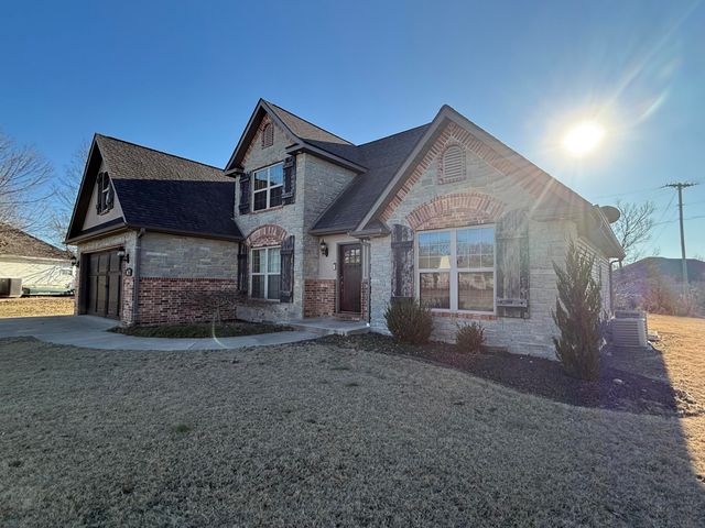 1672 Kohl Court Court, Webb City, MO 64870