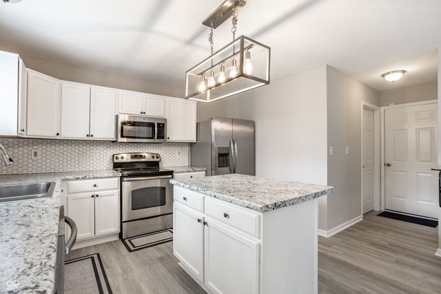 11521 Beardsley Way, Fishers, IN 46038