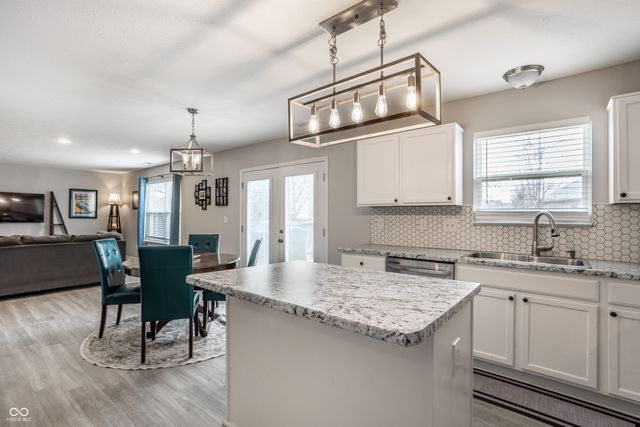 11521 Beardsley Way, Fishers, IN 46038